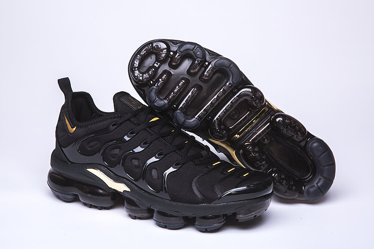 Vapormax Plus - whatever on