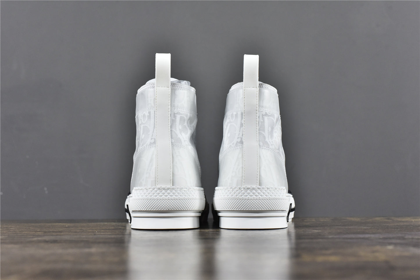 B23 High-Top White Oblique Technical