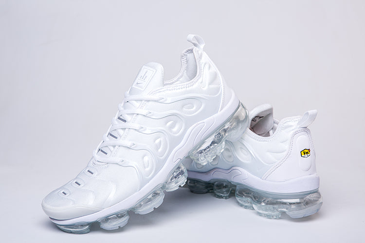 Vapormax Plus - whatever on