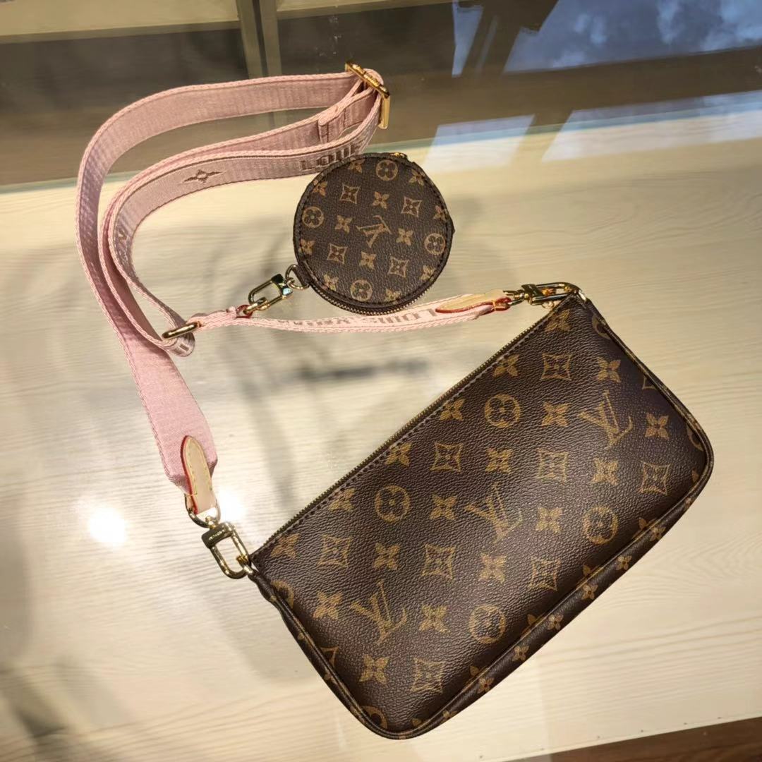 LV multi-pochette - whatever on