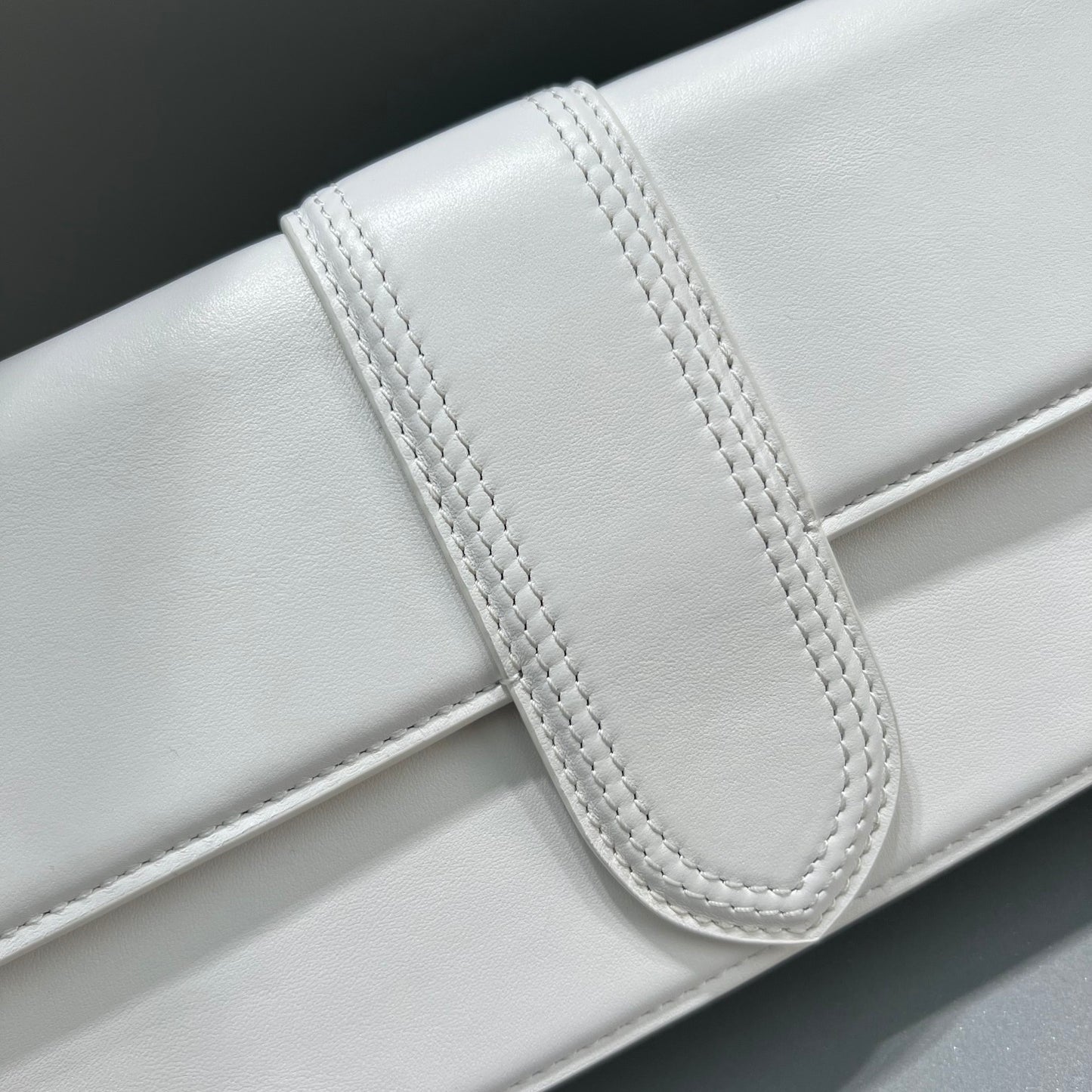Le Bambino long White