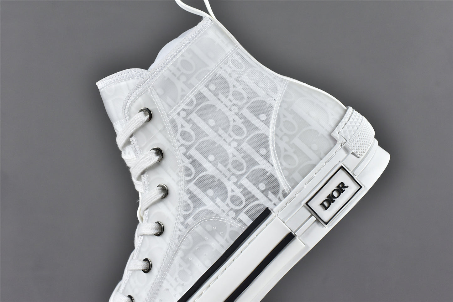 B23 High-Top White Oblique Technical