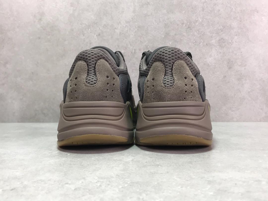 700 V2 “BRW“ - whatever on