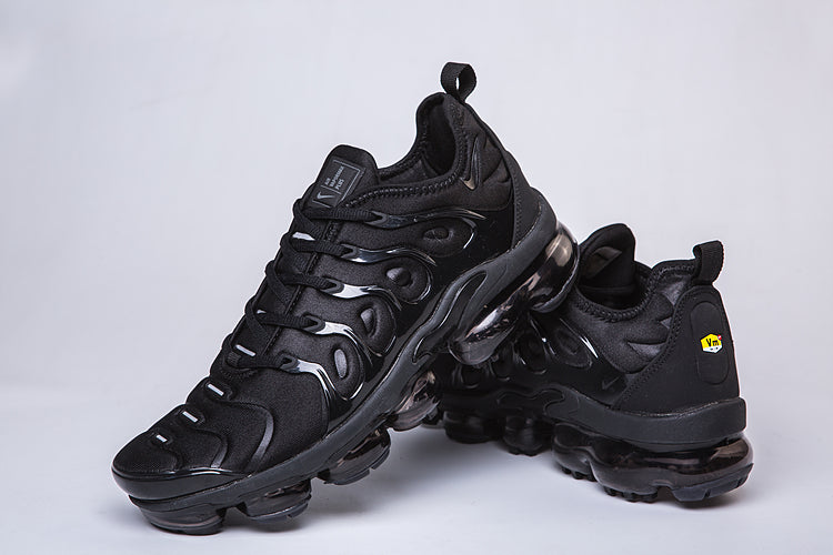 Vapormax Plus - whatever on