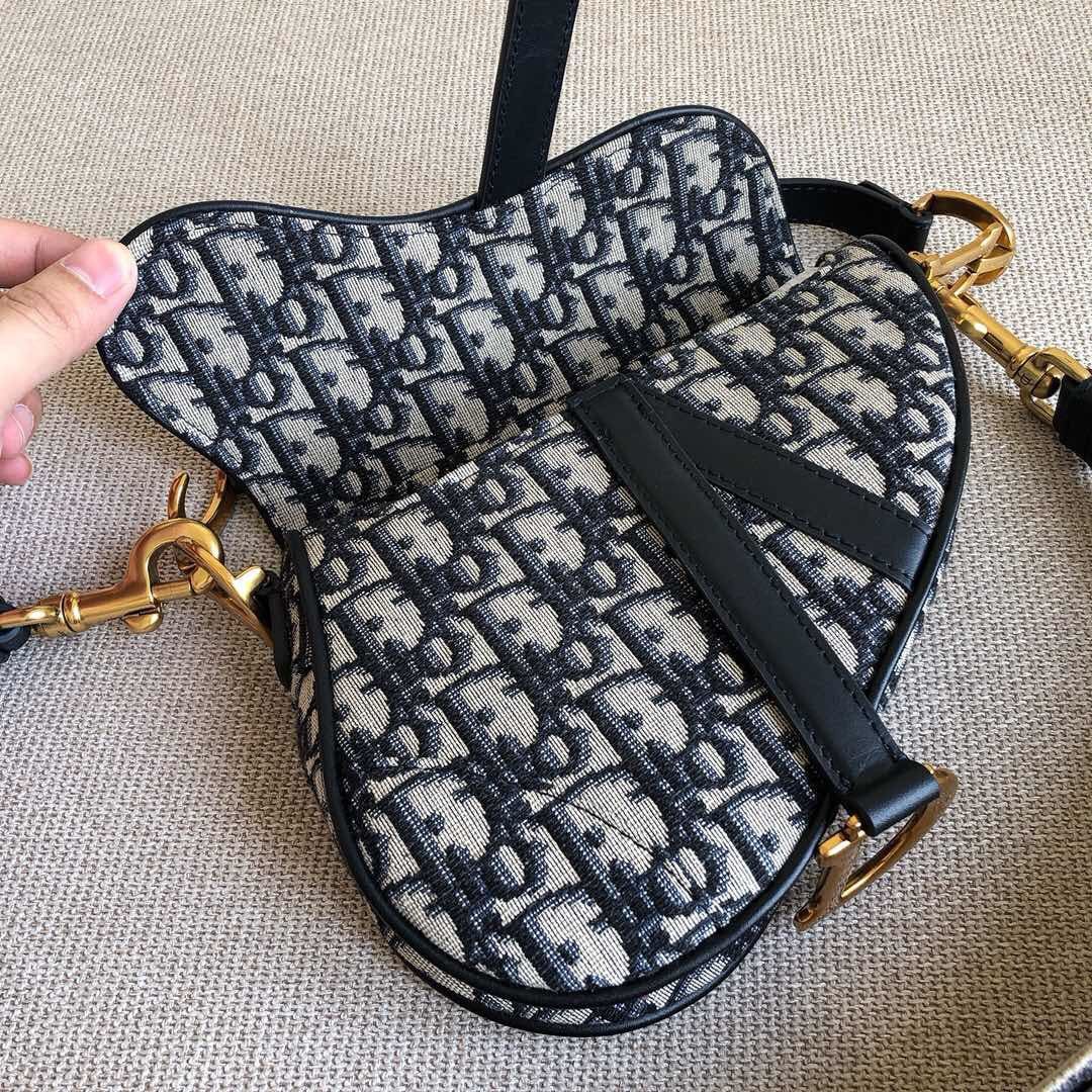 Saddle bag