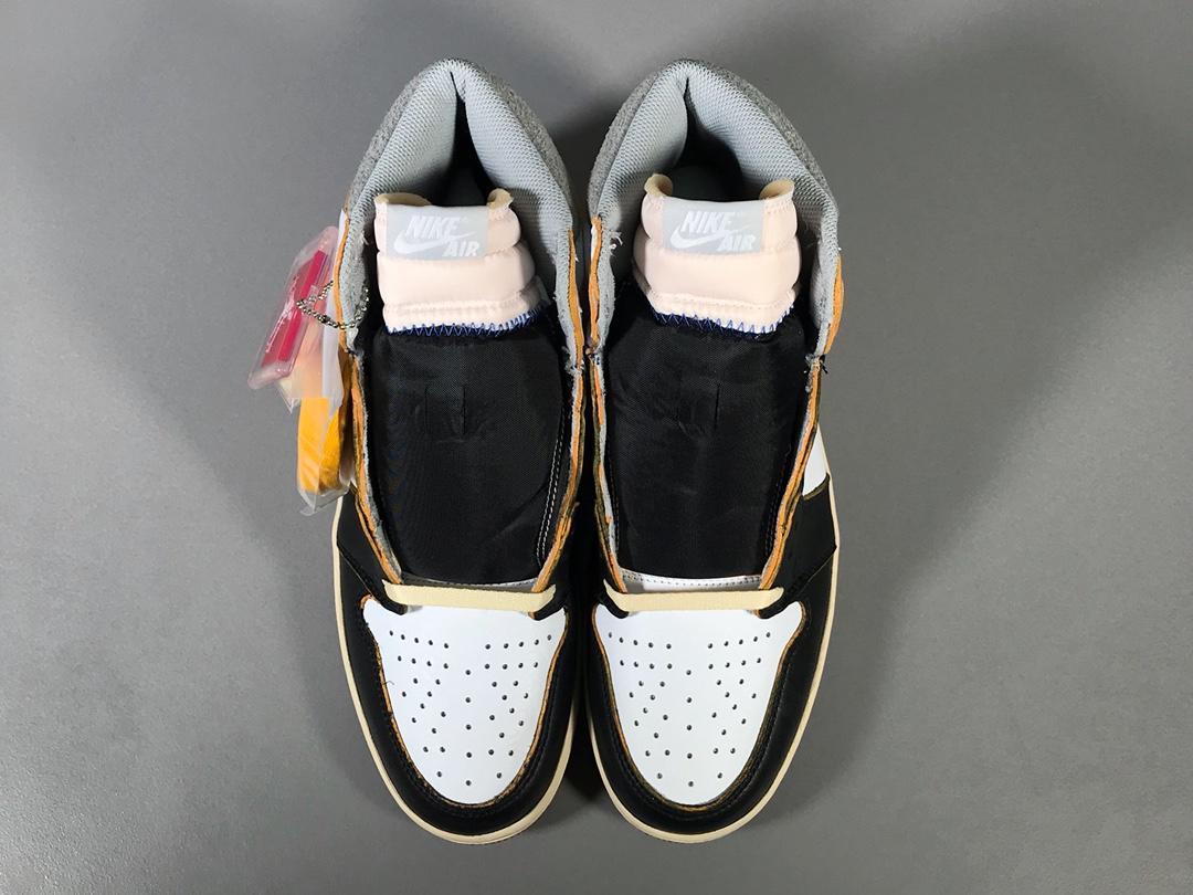 Air Jordan 1 Retro High OG - whatever on