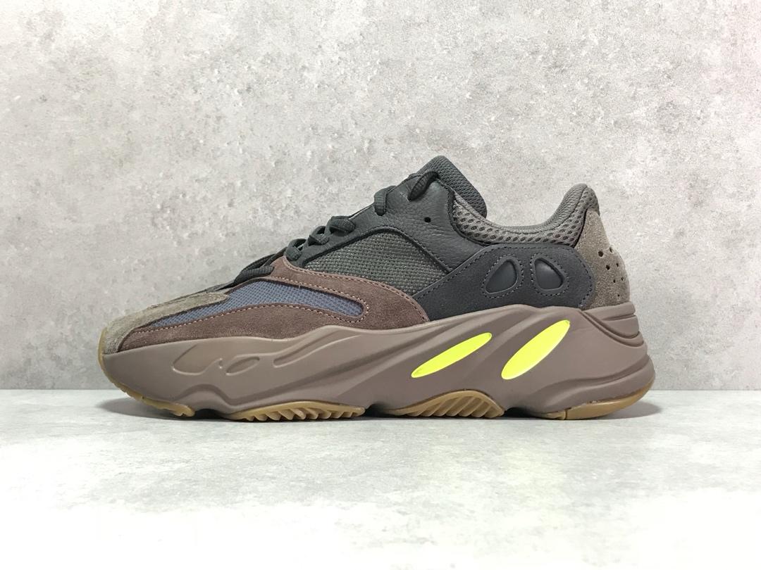 700 V2 “BRW“ - whatever on