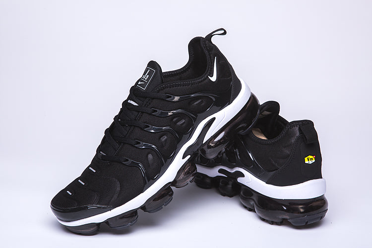 Vapormax Plus - whatever on