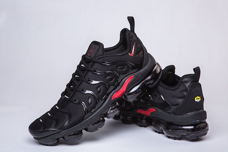 Vapormax Plus - whatever on
