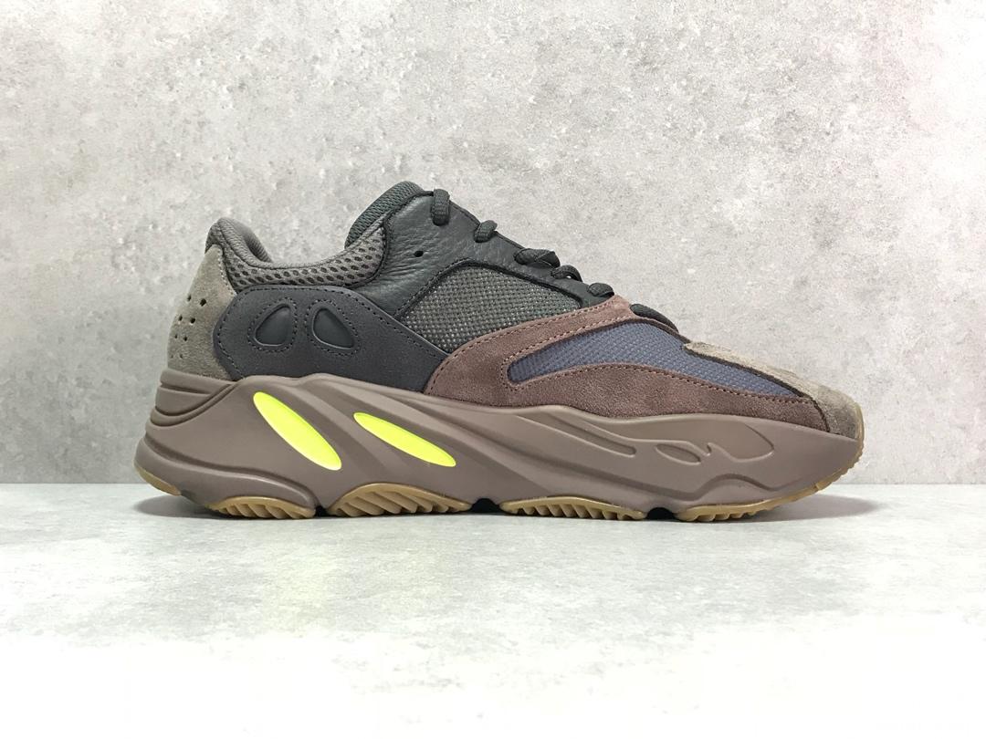 700 V2 “BRW“ - whatever on