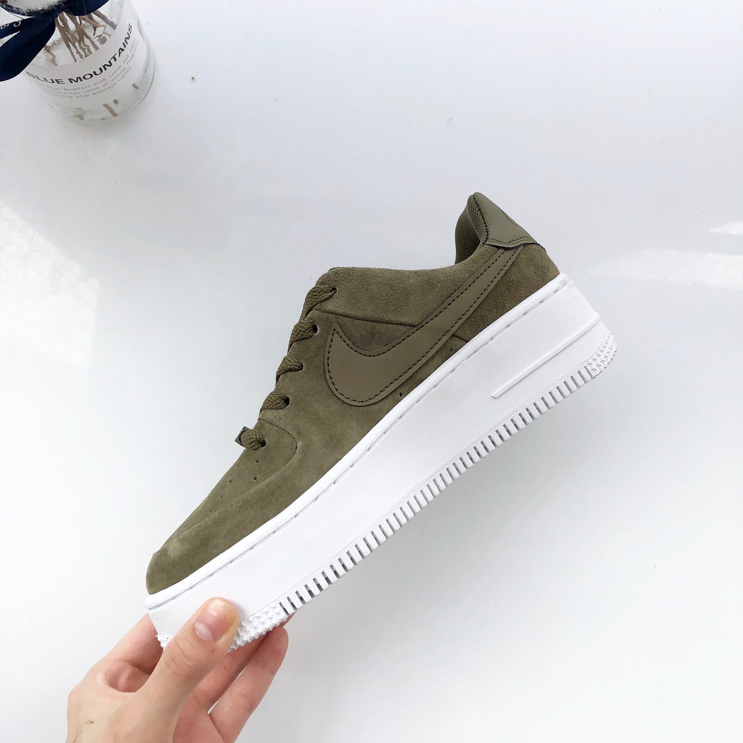 Air Force 1 SAGE LOW LX Green - whatever on 