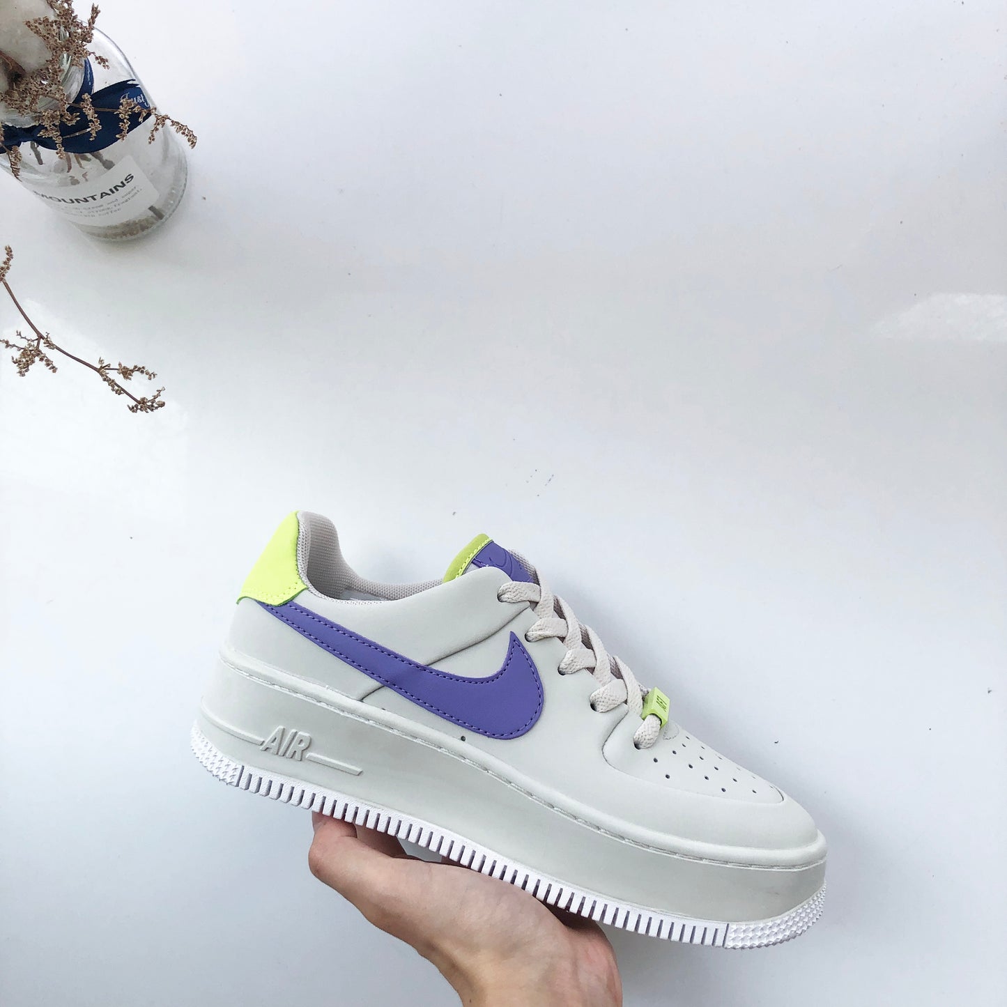 Air Force 1 SAGE LOW LX Purple - whatever on 