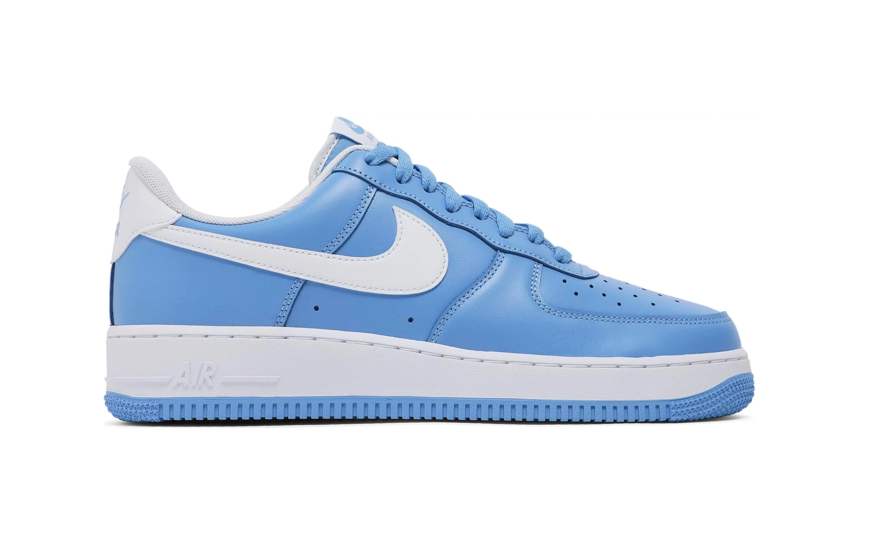 Air Force 1 '07 'University Blue White' – whatever on