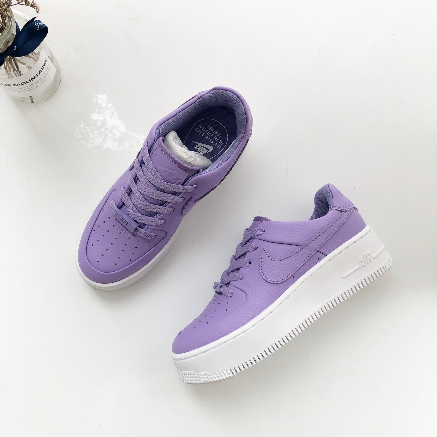 Air Force 1 SAGE LOW LX Purple 2 - whatever on 